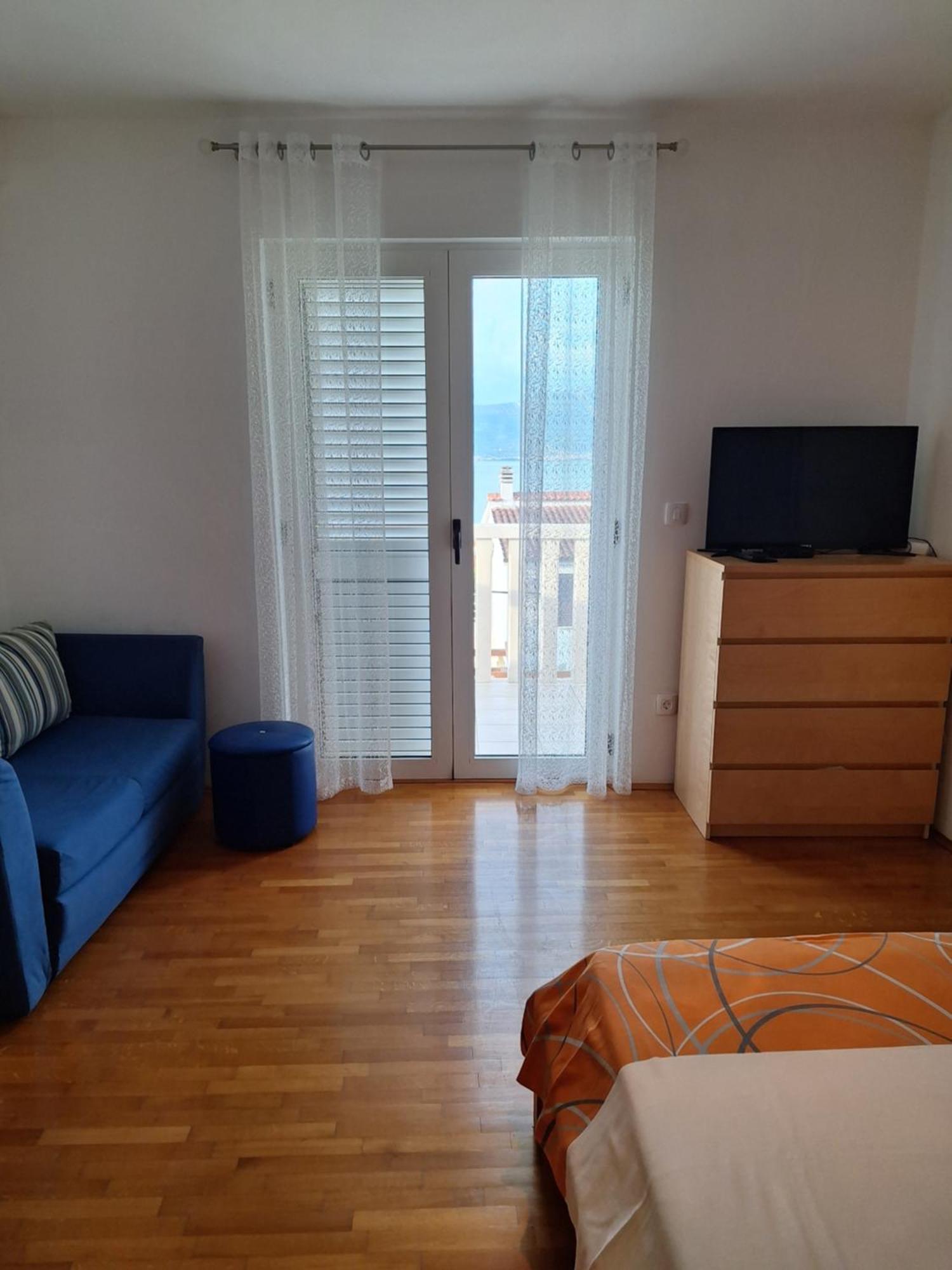 Apartments Romana 斯拉汀 外观 照片
