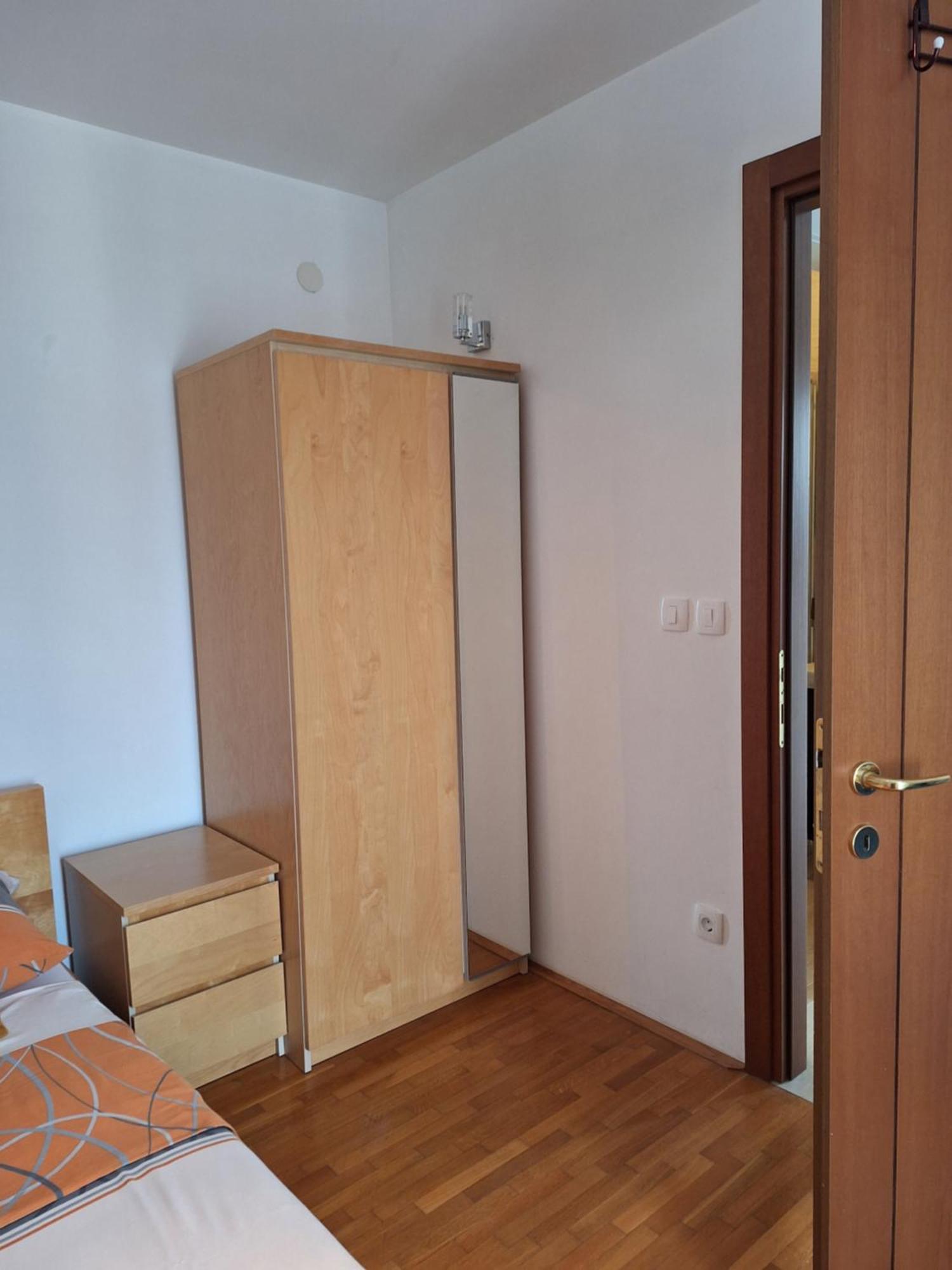 Apartments Romana 斯拉汀 外观 照片