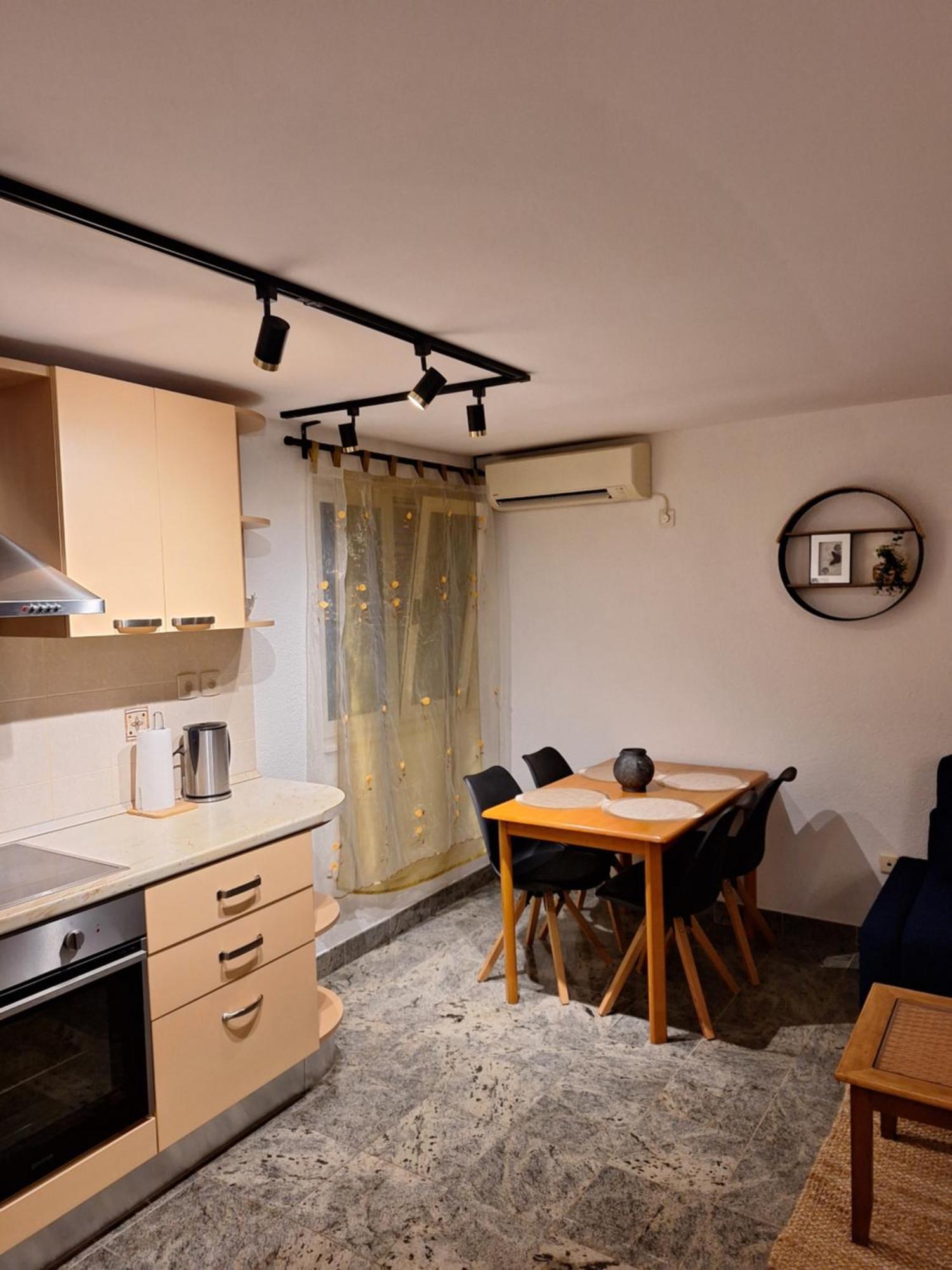 Apartments Romana 斯拉汀 外观 照片
