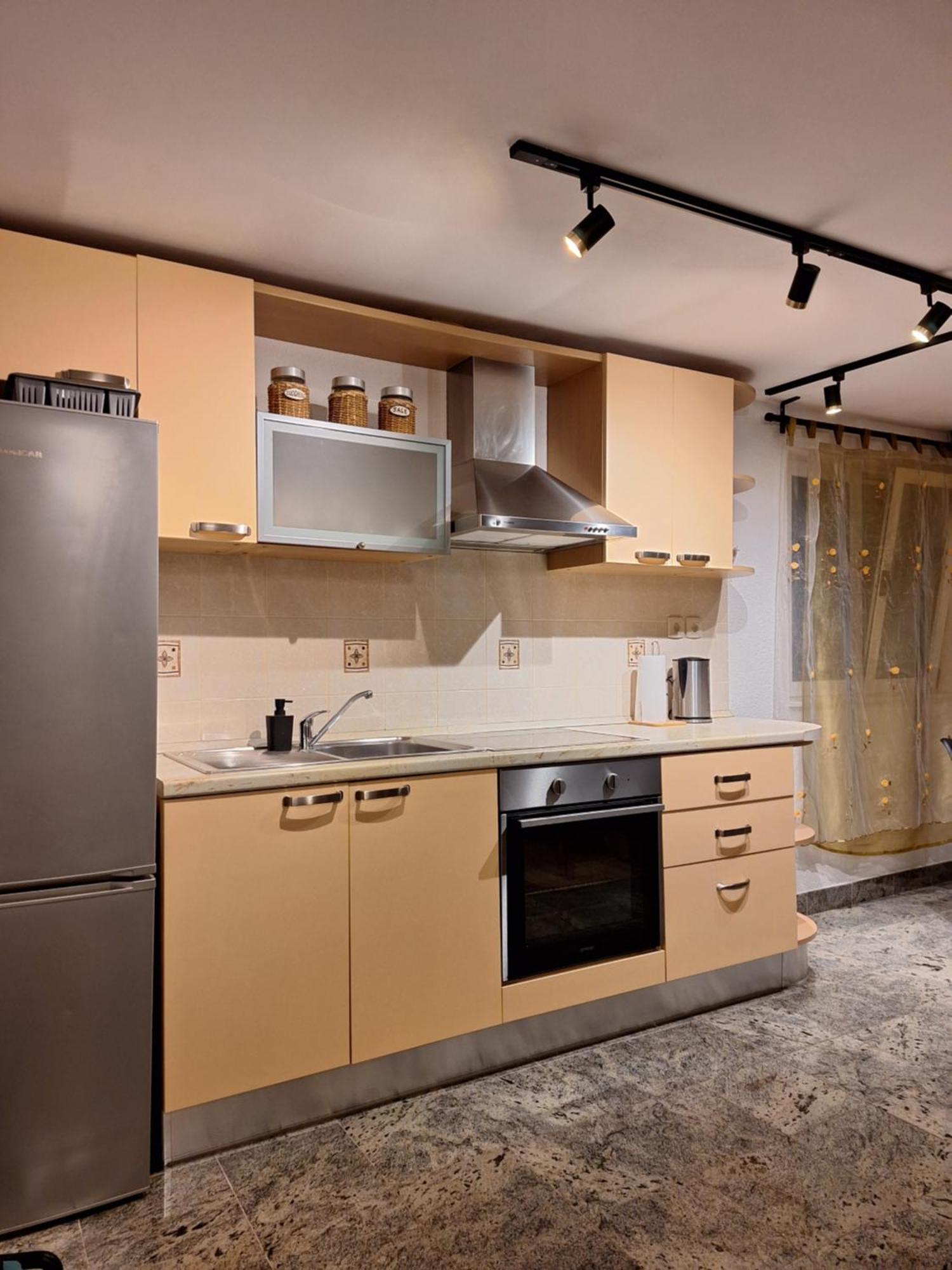 Apartments Romana 斯拉汀 外观 照片