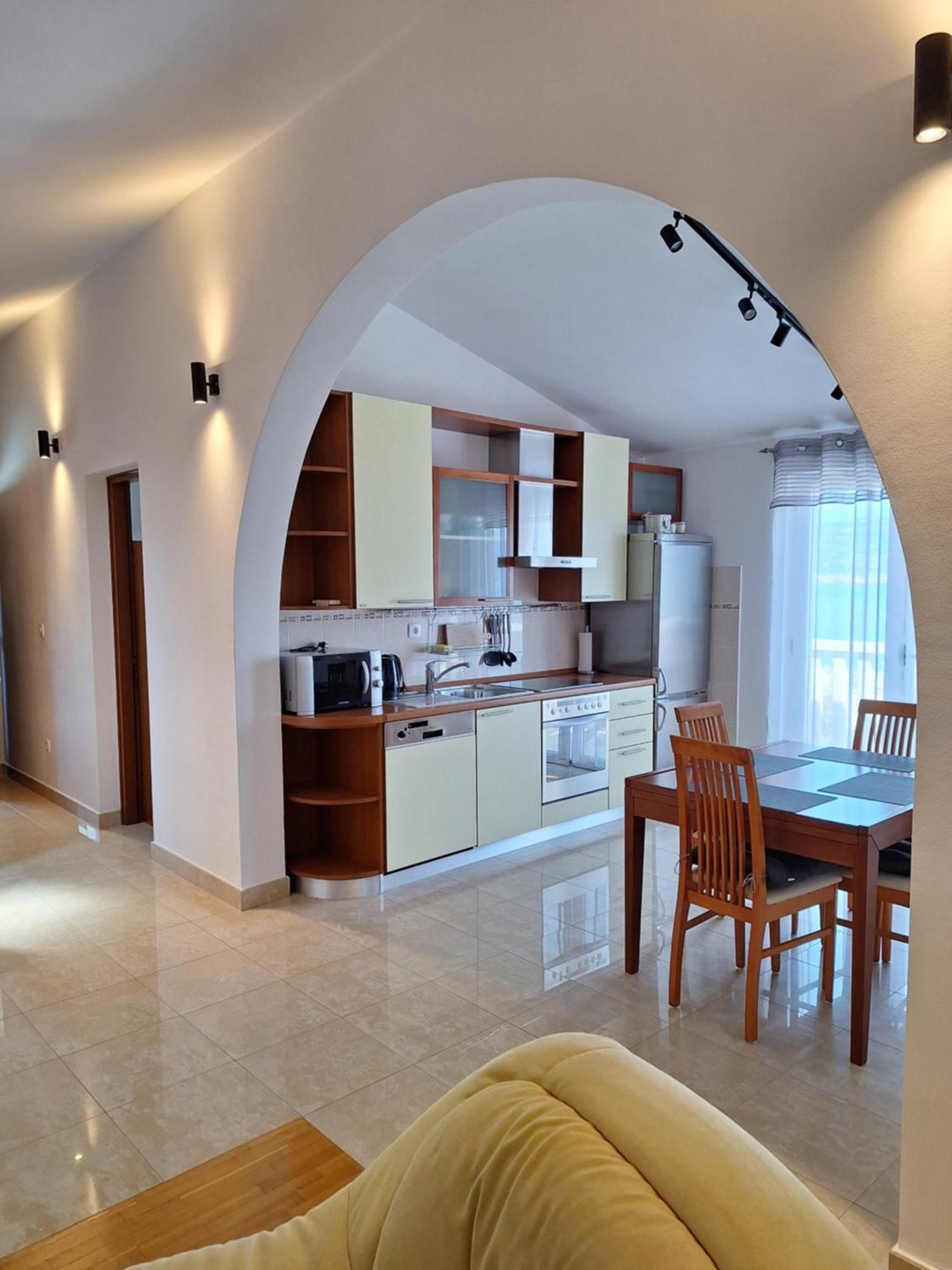 Apartments Romana 斯拉汀 外观 照片