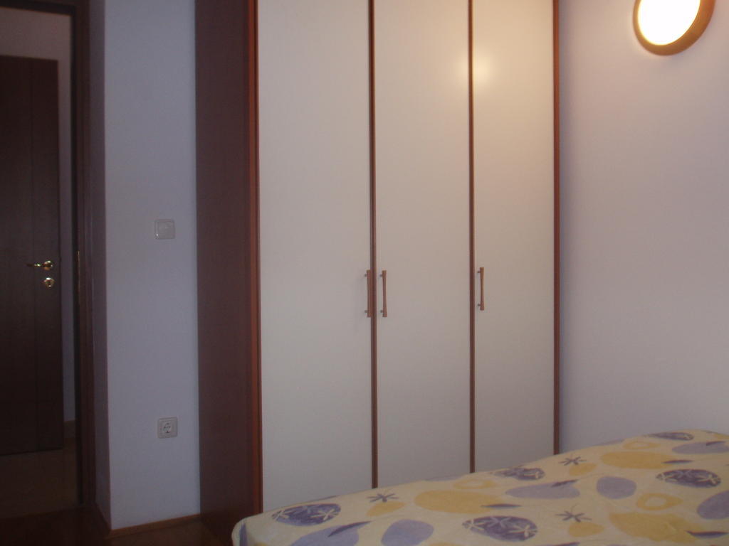 Apartments Romana 斯拉汀 客房 照片