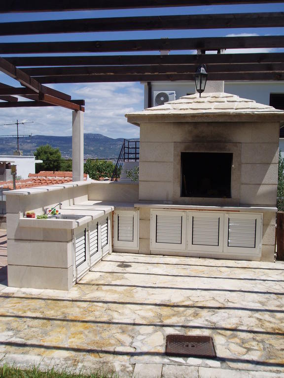 Apartments Romana 斯拉汀 外观 照片